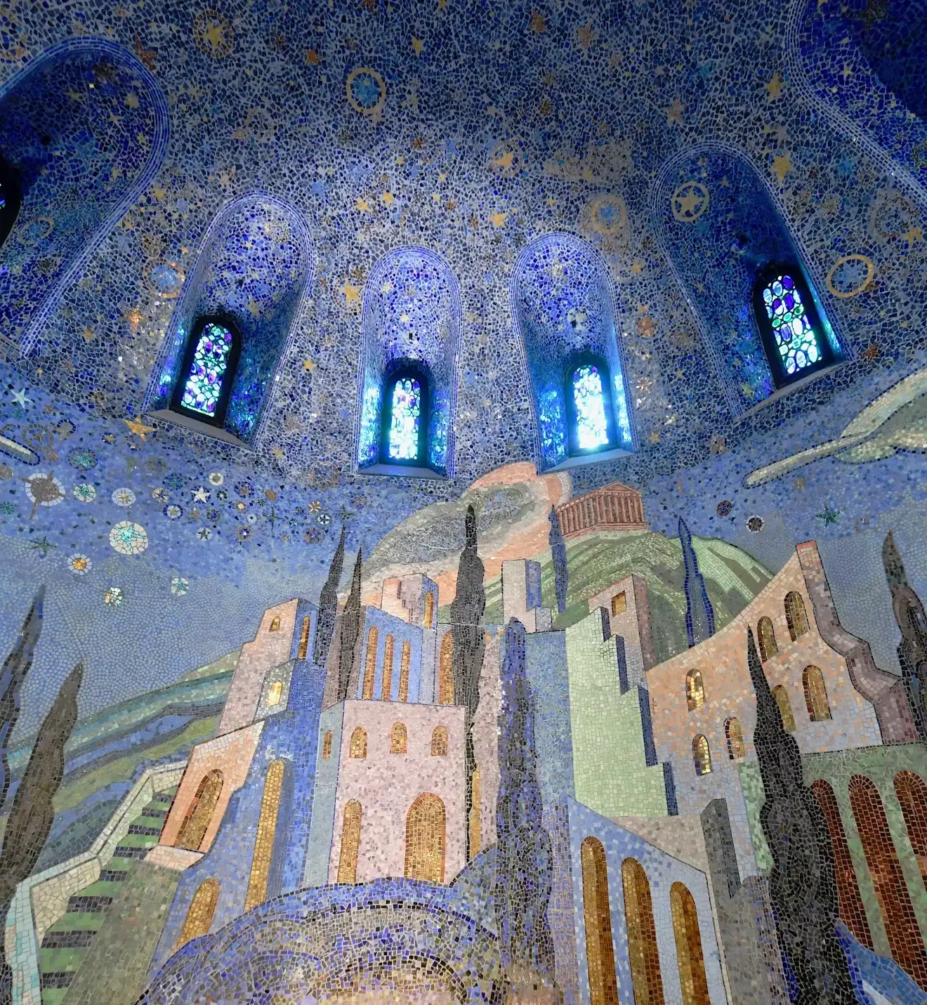 CPL-Salles-Coupole-14 Mosaïque du dôme du crématorium du Père Lachaise représentant une cité céleste sous un ciel étoilé